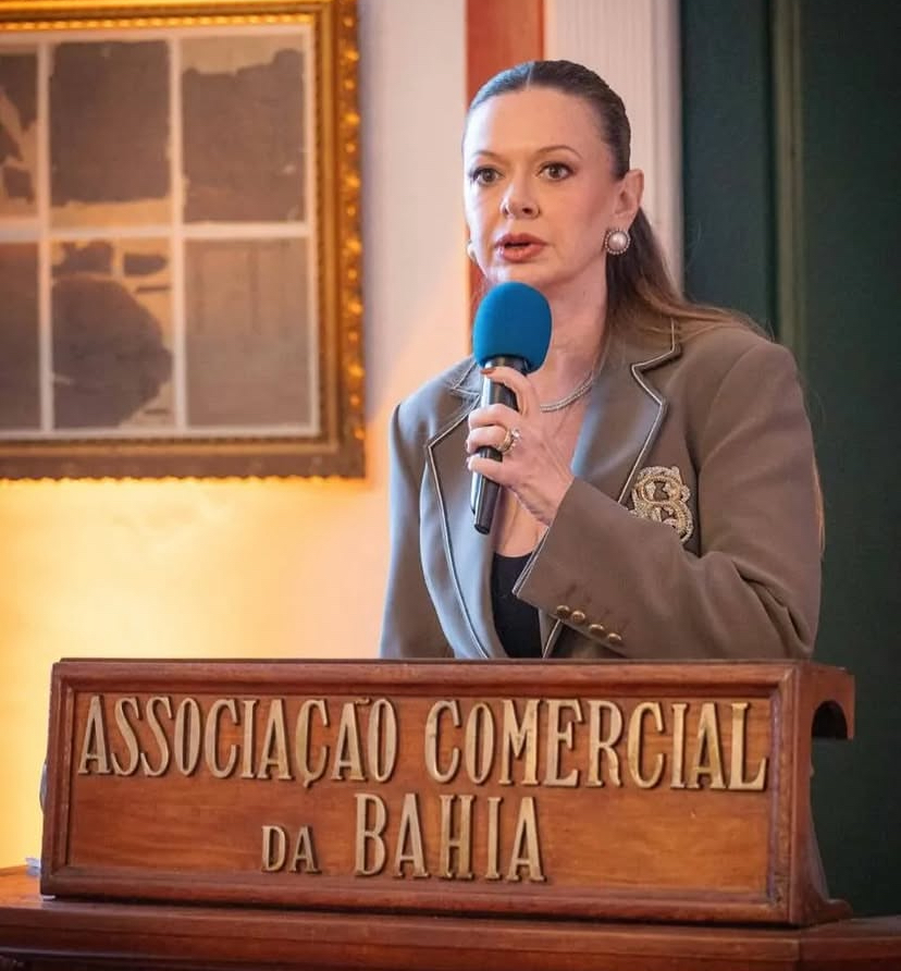 Isabela Suarez é confirmada como candidata à presidência da ACB