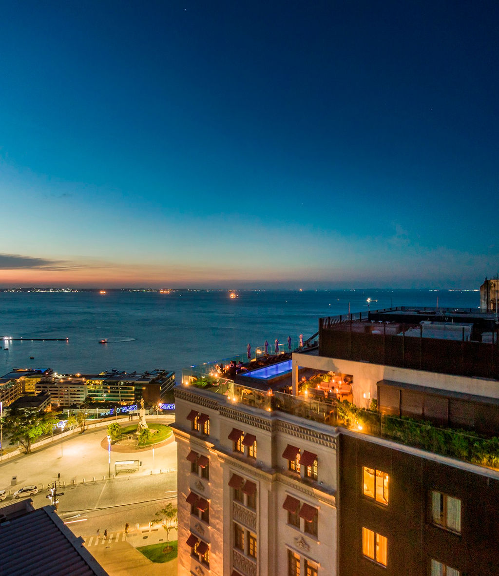 Fasano Salvador celebra Dia dos Namorados com jantar exclusivo e show de Jau