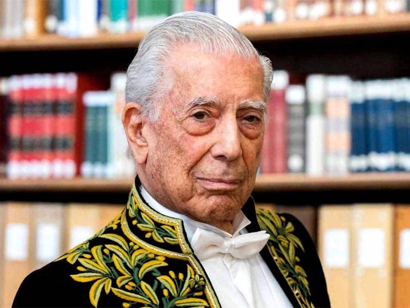 Instituto Cervantes homenageia Mario Vargas Llosa na abertura do Clube de Leitura 2025