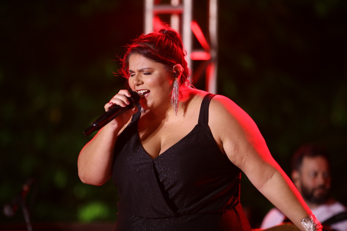 Luana Matos comanda o “Arraiá do Allê” neste domingo (25), em Salvador