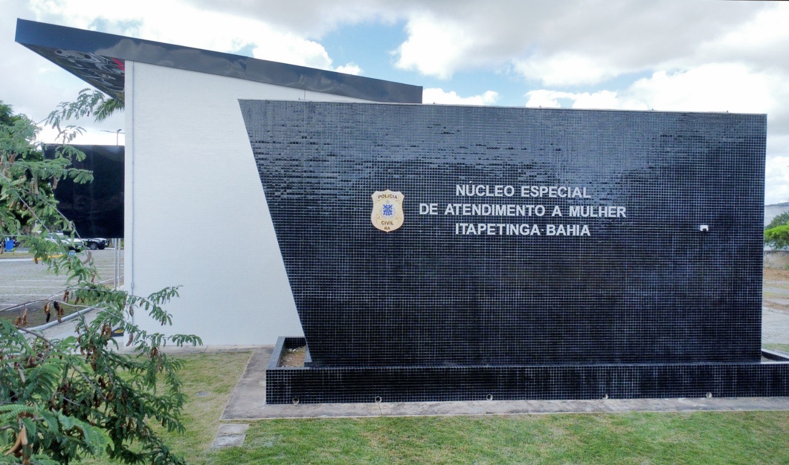Bahia inaugura núcleo especializado em atendimento a mulheres vítimas de violência em Itapetinga