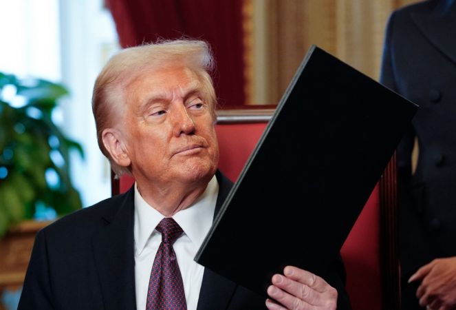 Justiça dos EUA derruba tarifas de Trump e anima mercados globais