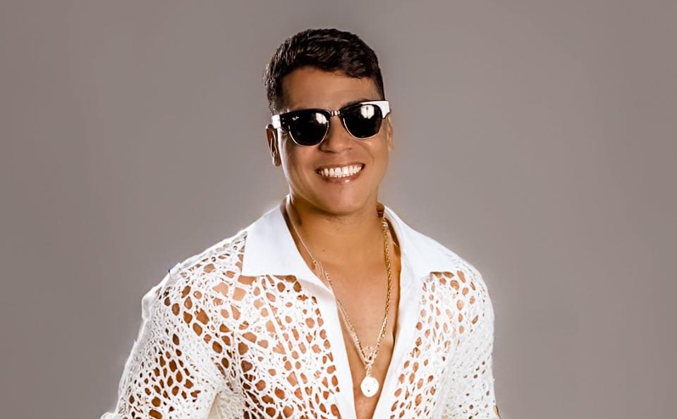 Colher de Pau e Arrocha o Nó comandam forró no Hangar Business Park nesta sexta
