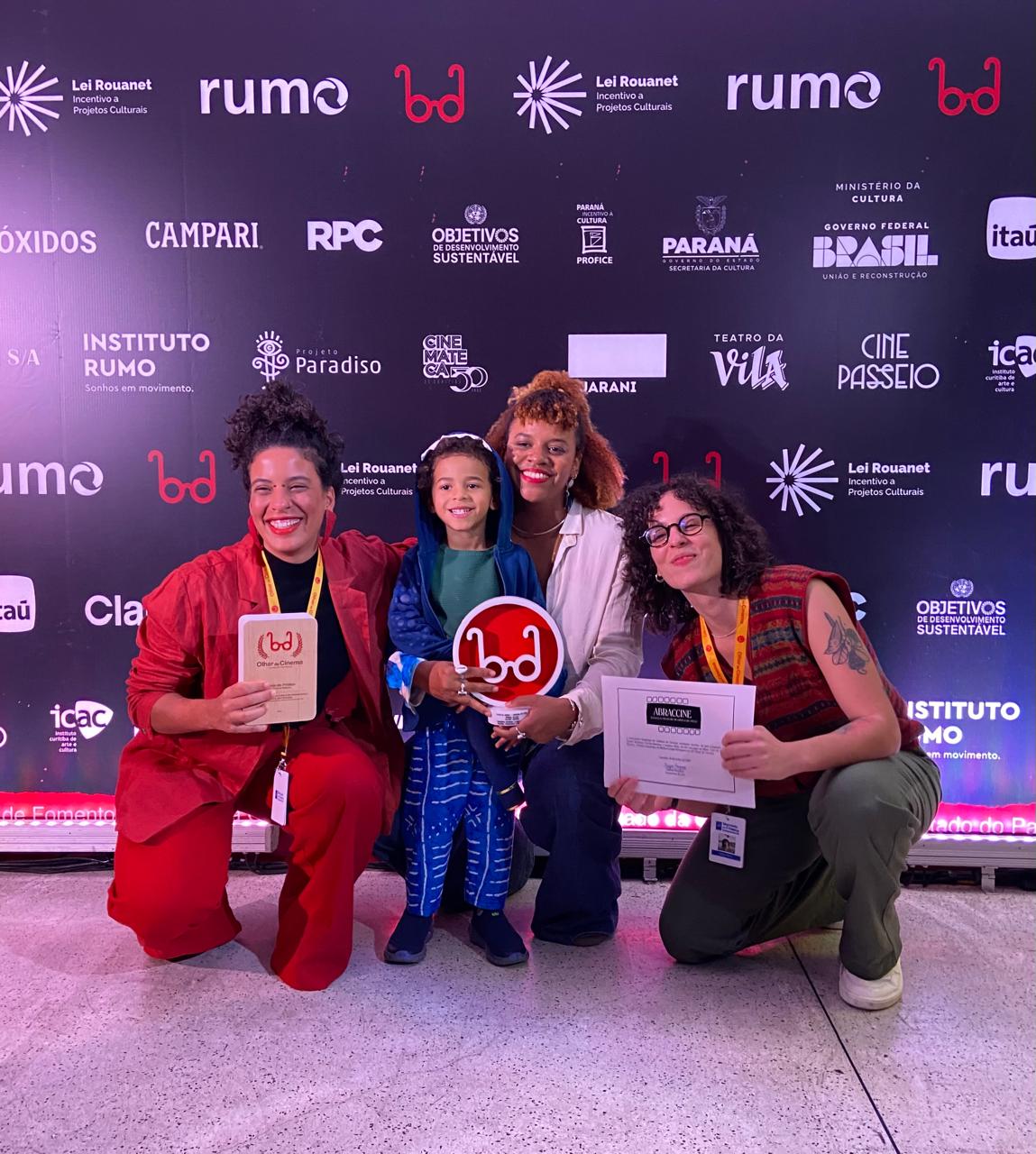 Filme baiano ‘Cais’, de Safira Moreira, vence três prêmios no Festival Olhar de Cinema