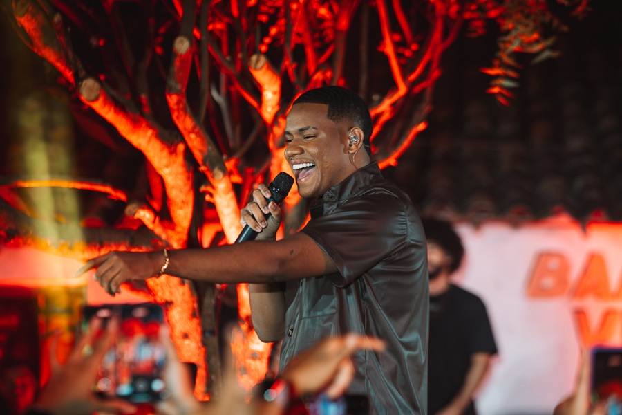 Netto Brito faz maratona de shows pelos festejos juninos no interior da Bahia