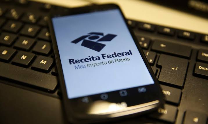 Receita Federal paga segundo lote da restituição do IR 2025 nesta segunda-feira (30)