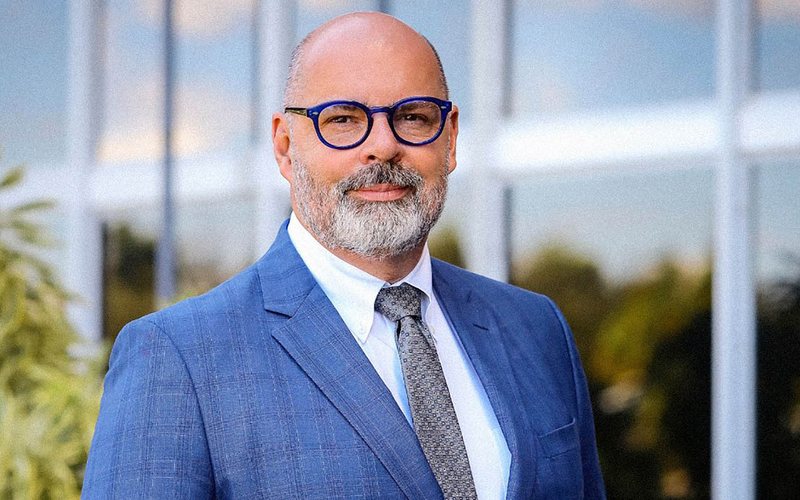 Julio Ribas, CEO da VINCI Airports no Brasil, é presença confirmada na 3ª edição do ESG COM DENDÊ