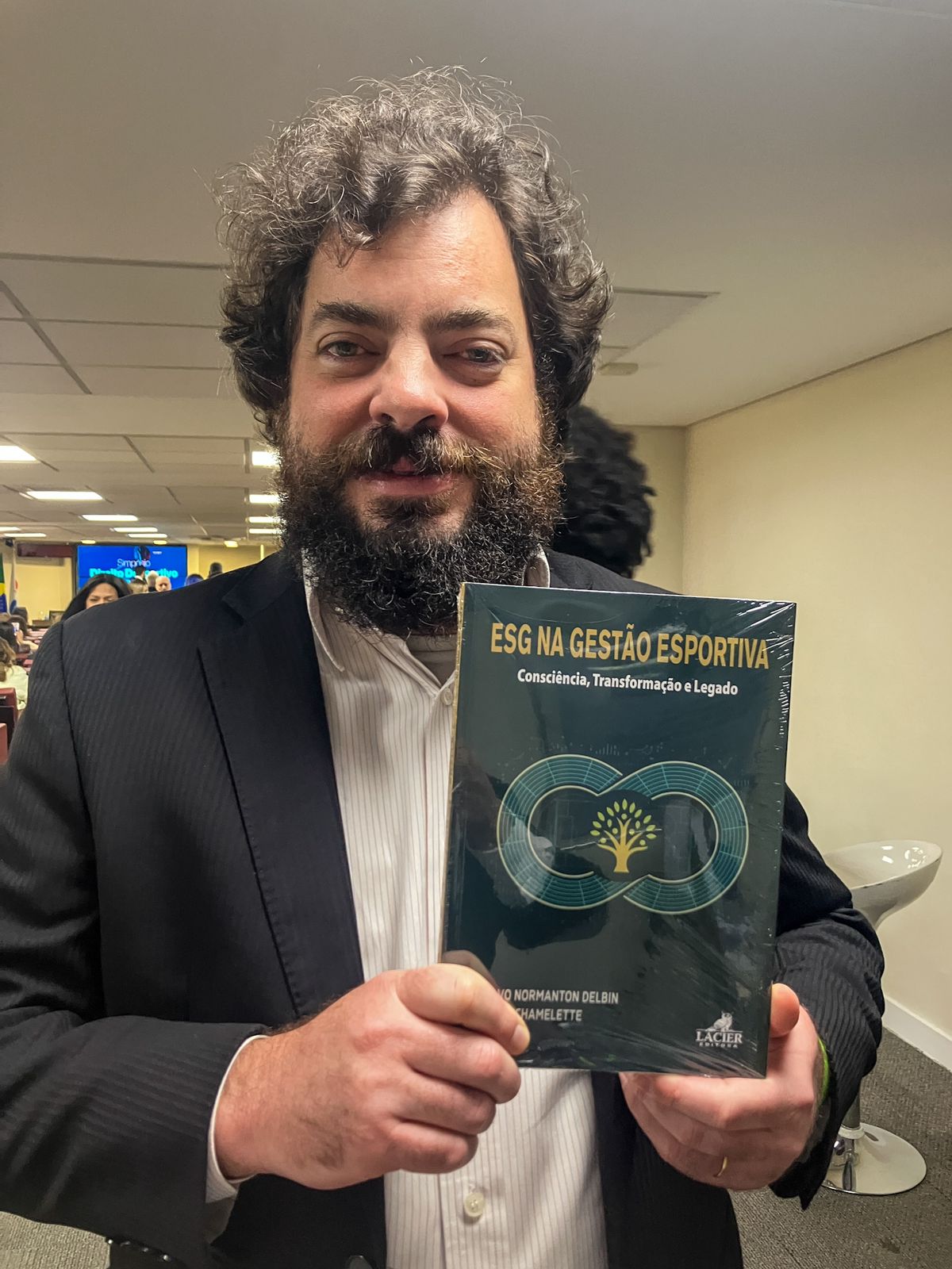 Thiago Dória representa a Bahia no lançamento de obra pioneira sobre ESG no esporte