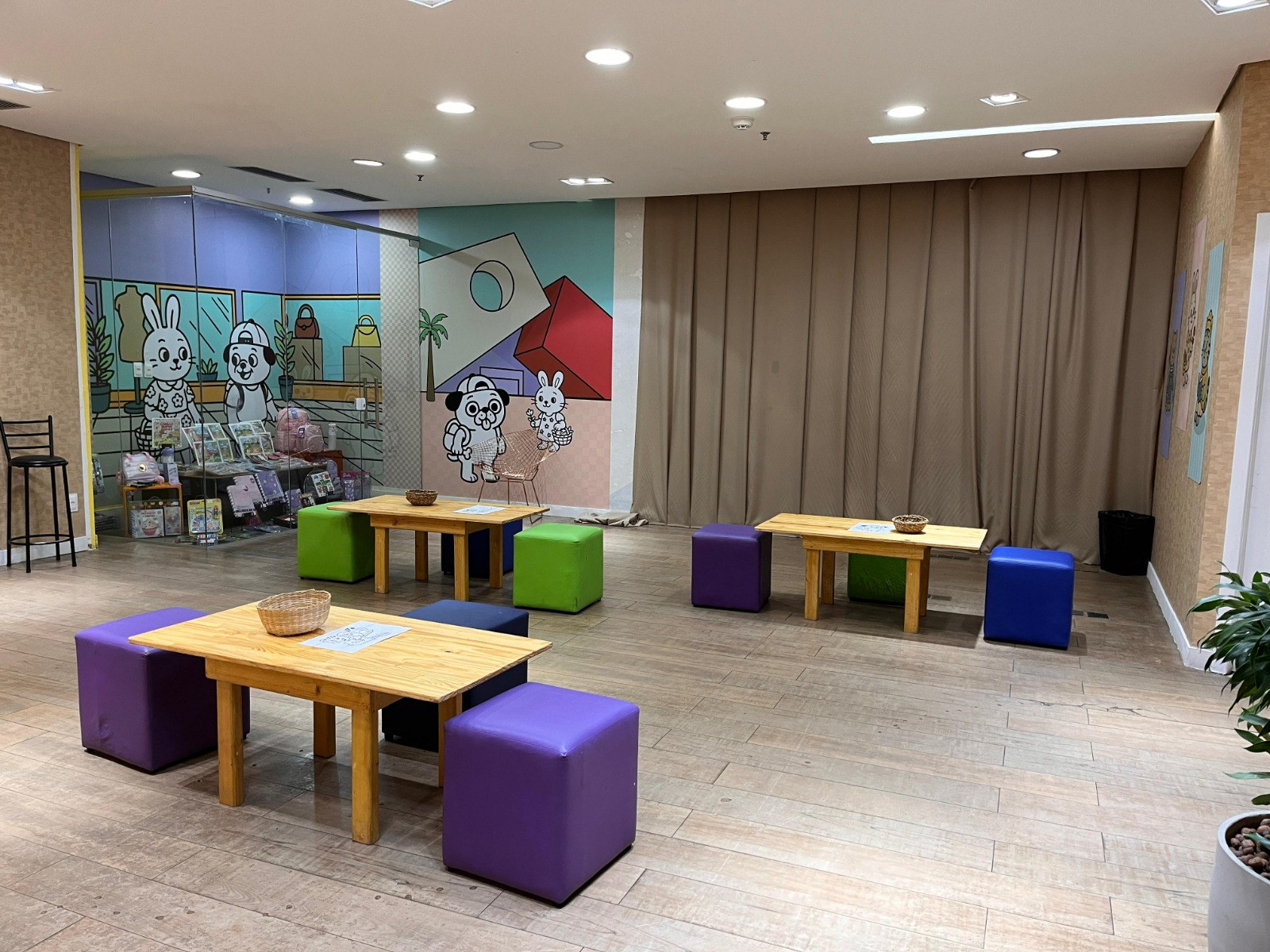 Shopping Paralela inaugura espaço Goods Day em parceria com a Livraria Leitura