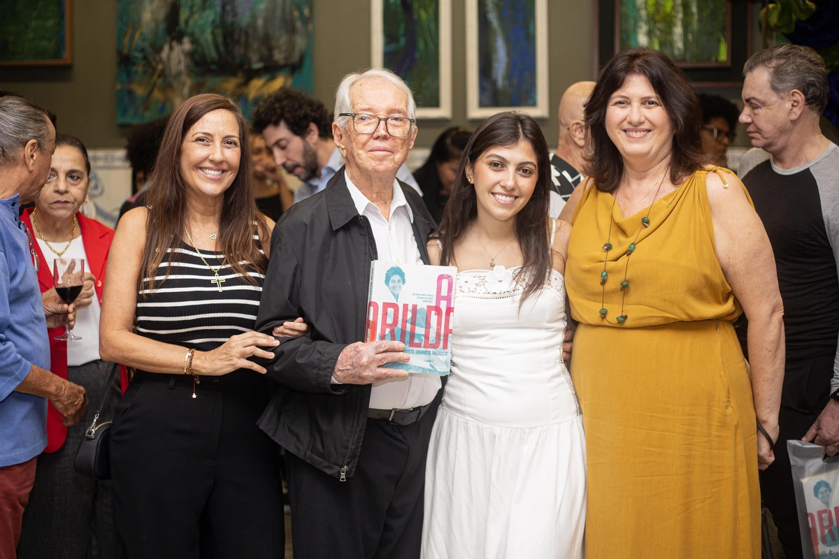 Villa Forma recebe lançamento de livro que homenageia legado da arquiteta Arilda Cardoso Sousa