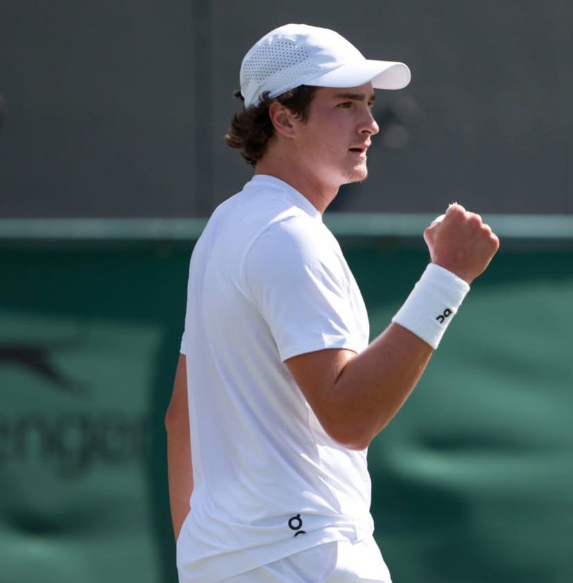 João Fonseca revela desejo de enfrentar Djokovic antes da aposentadoria do sérvio