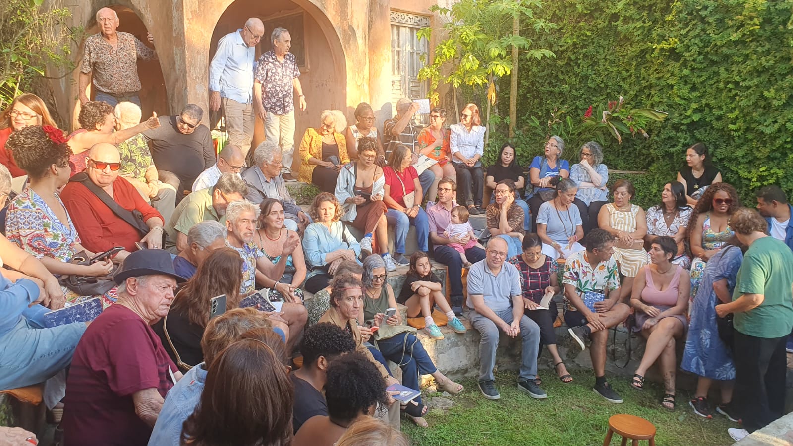 Dimitri Ganzelevitch reúne amigos e memórias em noite histórica no Solar do Santo Antônio