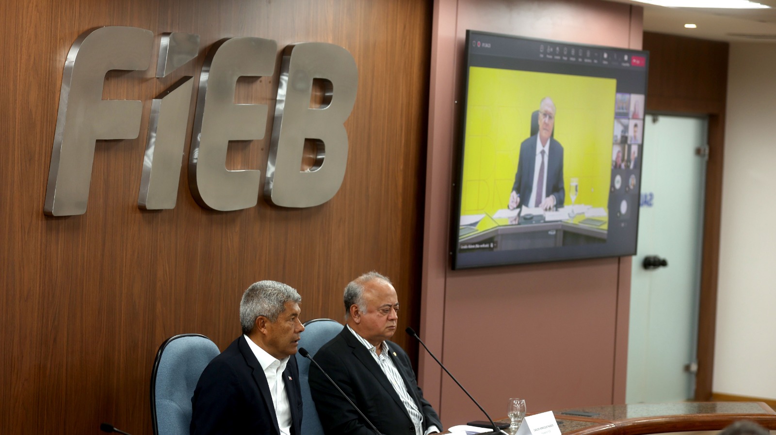 Governo da Bahia e FIEB pedem retirada de produtos baianos da nova tarifa dos EUA