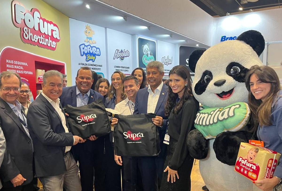 Bracell Papéis apresenta lançamentos ao governador da Bahia na Superbahia 2025
