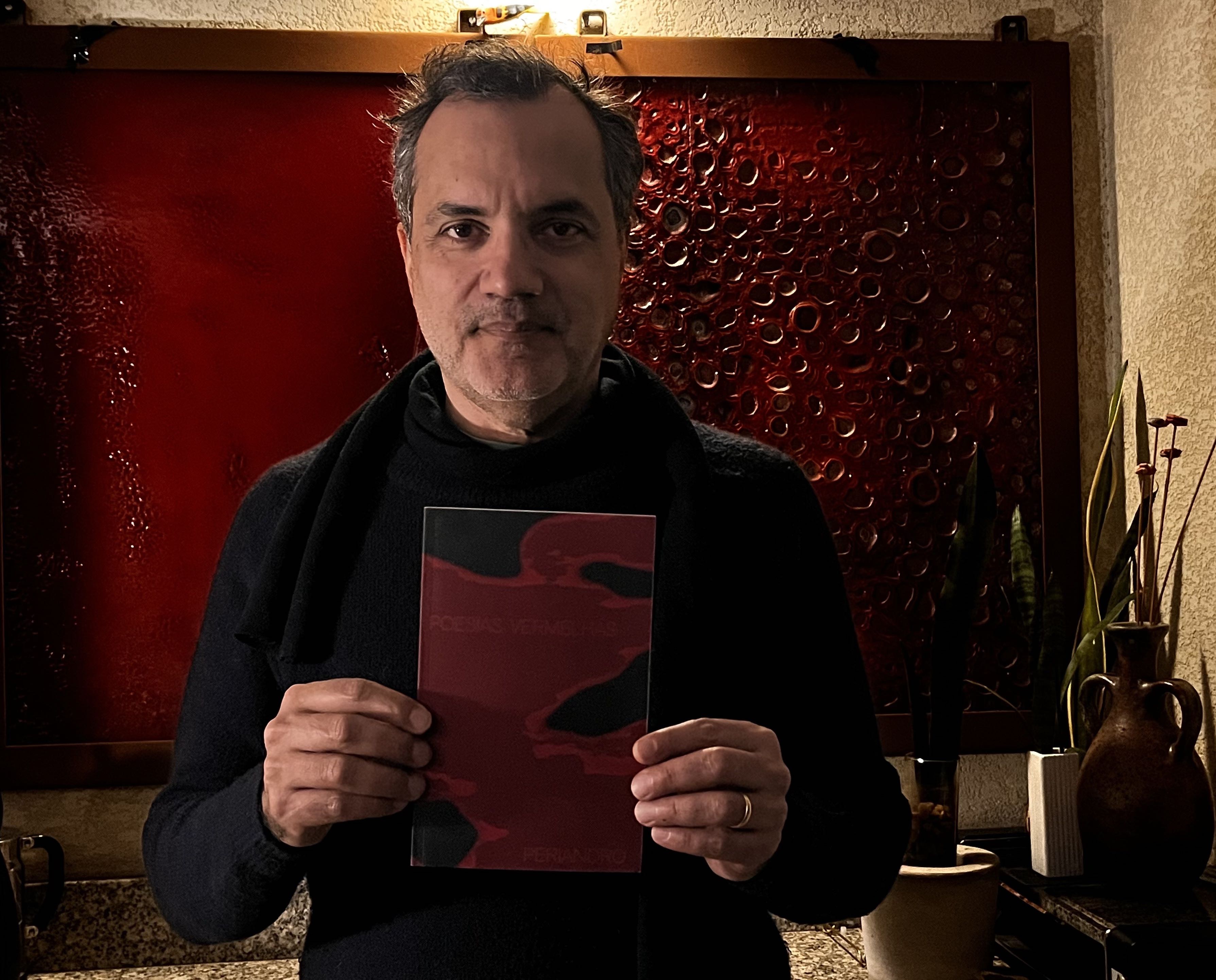 Péri estreia na literatura com “Poesias Vermelhas” e lança obra em São Paulo