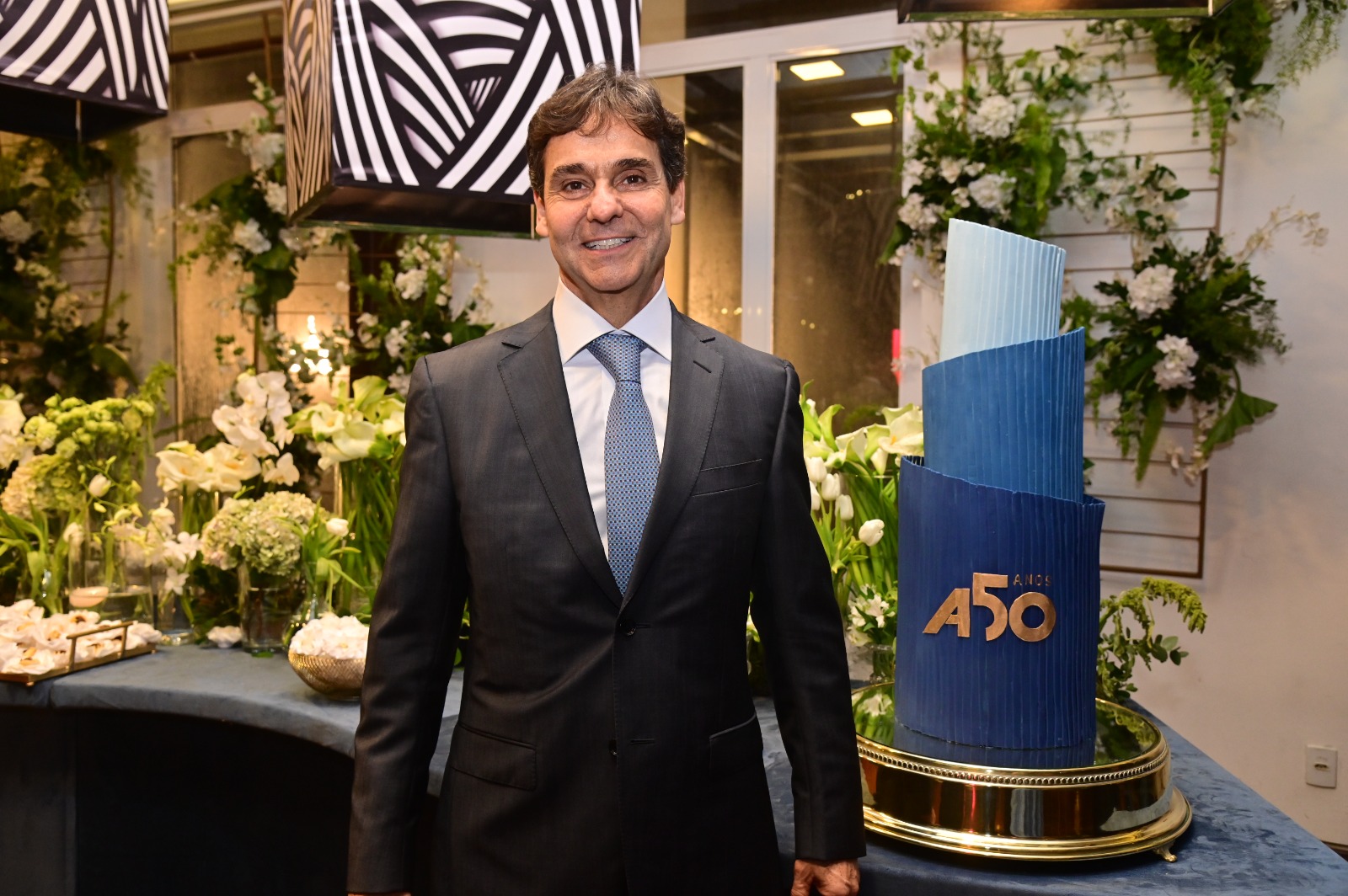 Ademi-BA celebra 50 anos em noite histórica com autoridades do setor público e privado