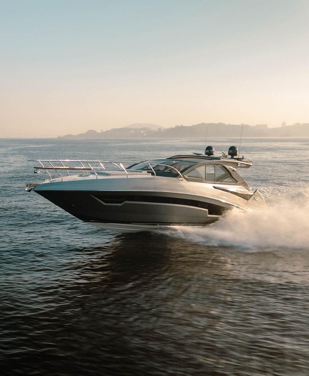 Azov Yachts promove evento exclusivo com test drive de embarcações na Marina Aratu