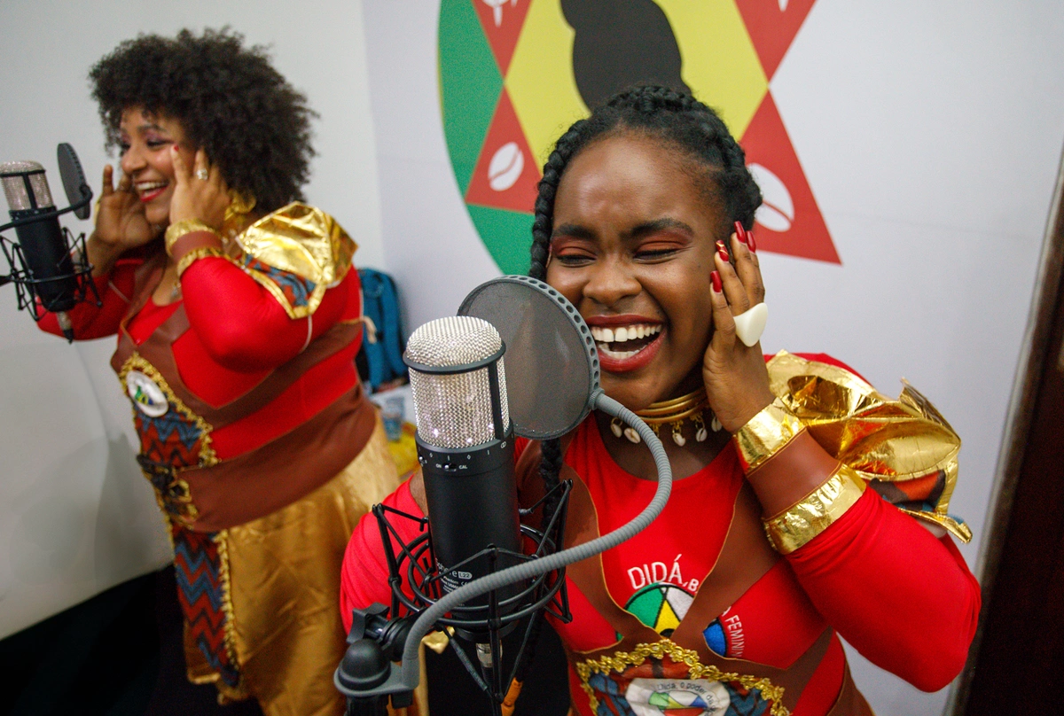 Programa da Prefeitura de Salvador impulsiona criação do álbum “Mundo Afro”, que reúne blocos afro e afoxés