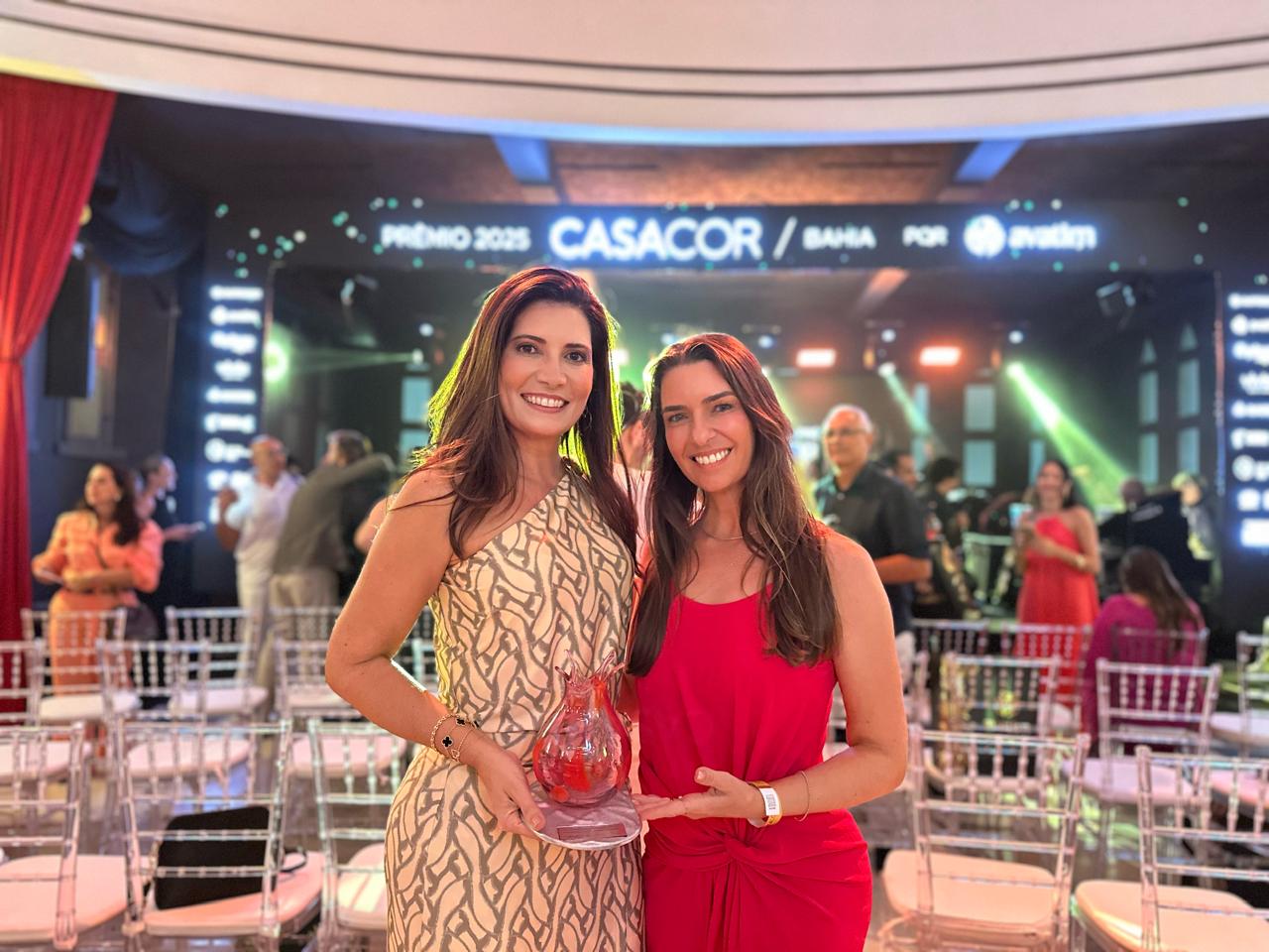 Dupla de arquitetas vence prêmio de Melhor Espaço Gourmet/Cozinha na CASACOR Bahia 2025