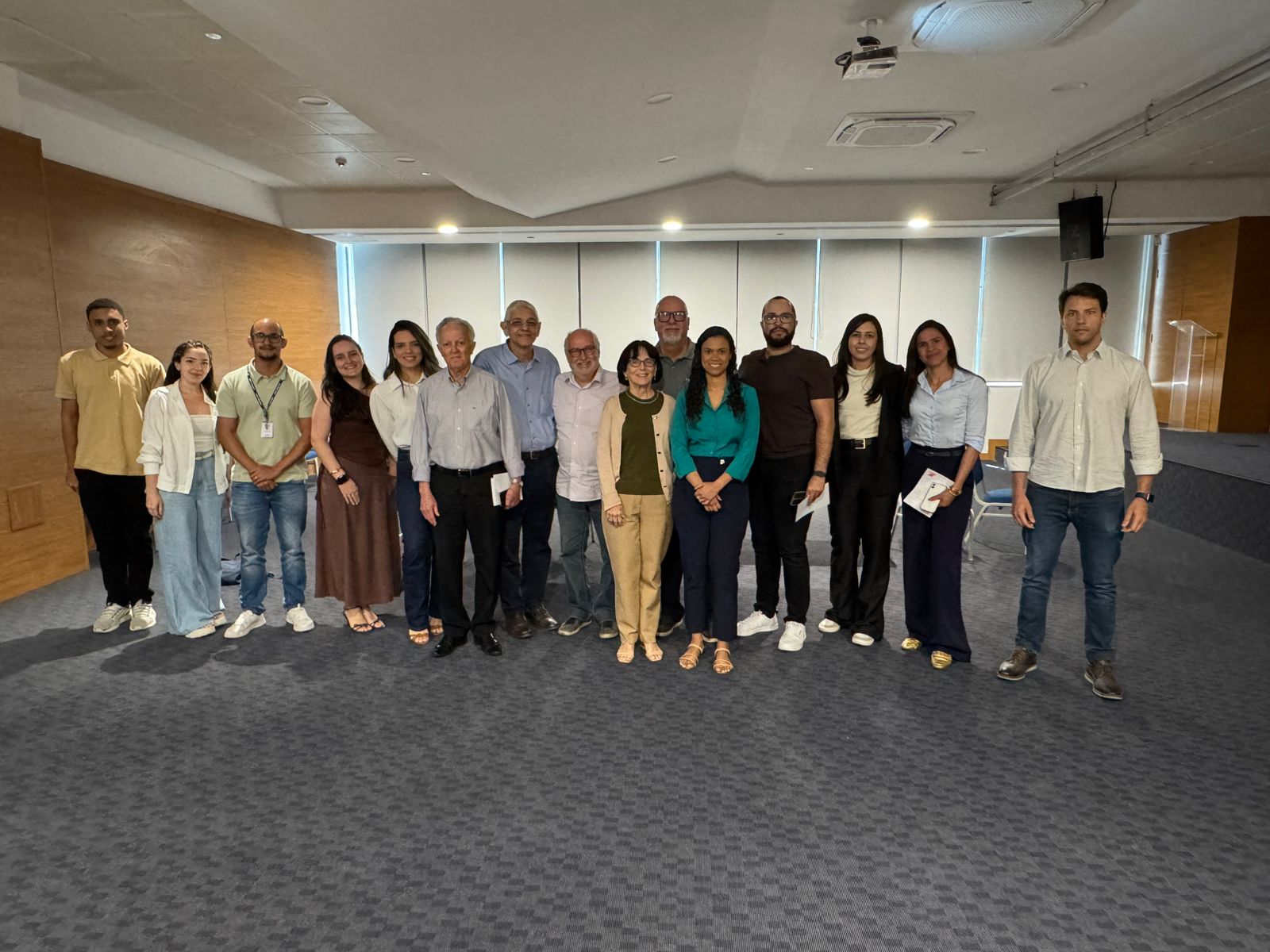 Sinduscon-BA debate descarbonização na construção civil e firma parceria com Sinduscon-SP