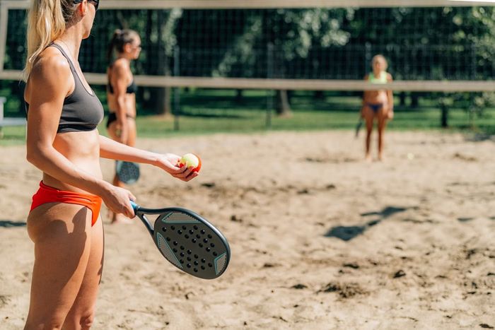 Esportes de areia se popularizam e especialistas dão dicas de preparação