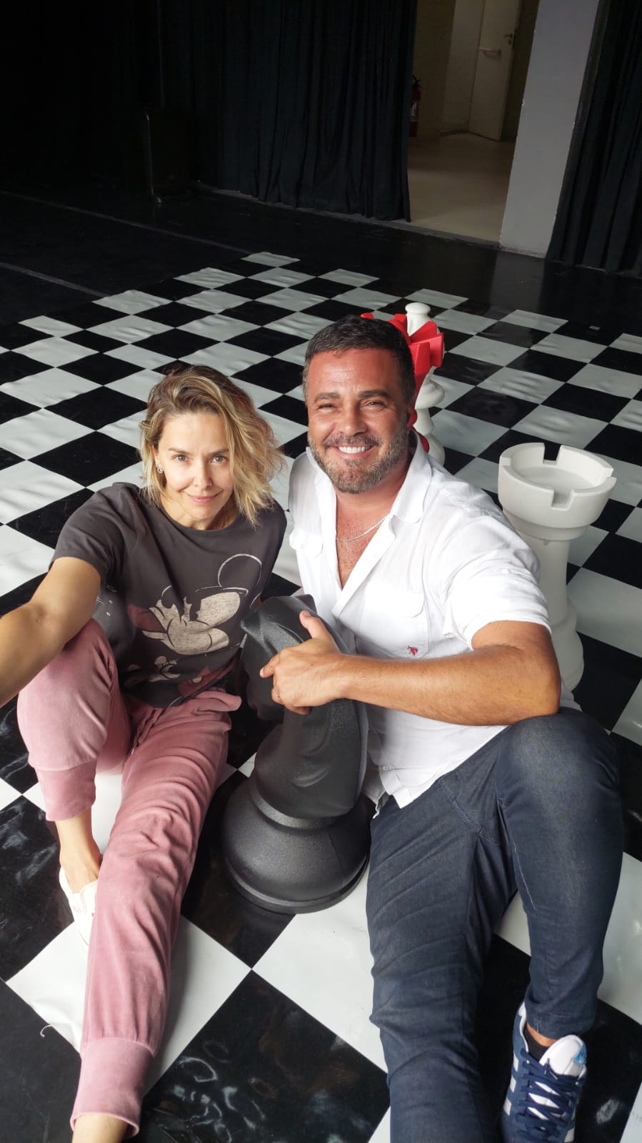 Bianca Rinaldi  e Rodrigo Phavanello fazem curta temporada da comédia “Casa, Comida e Alma Lavada” em São Paulo