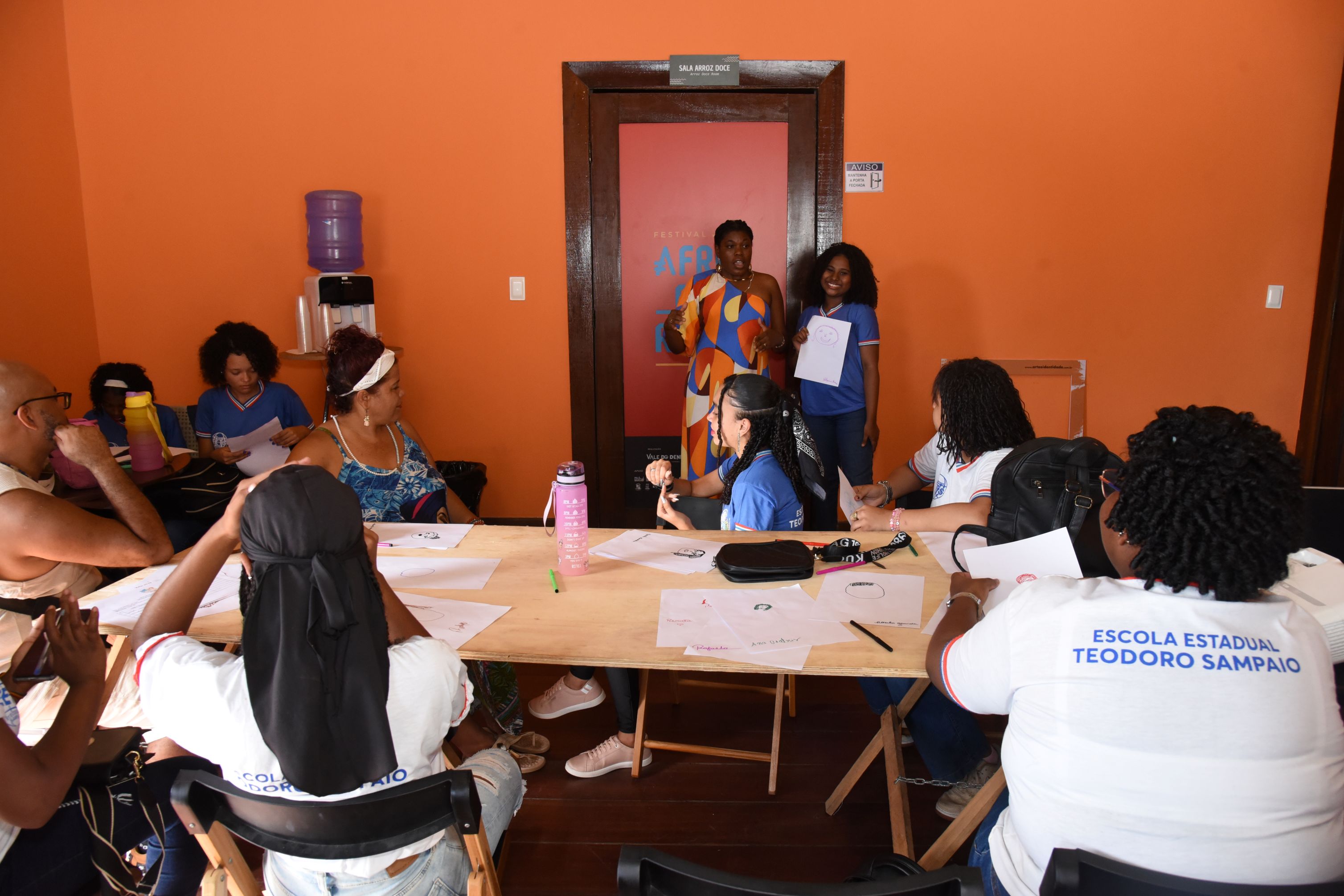 Oficinas da Festa Literária Arte e Identidade unem ancestralidade e criatividade no Pelourinho