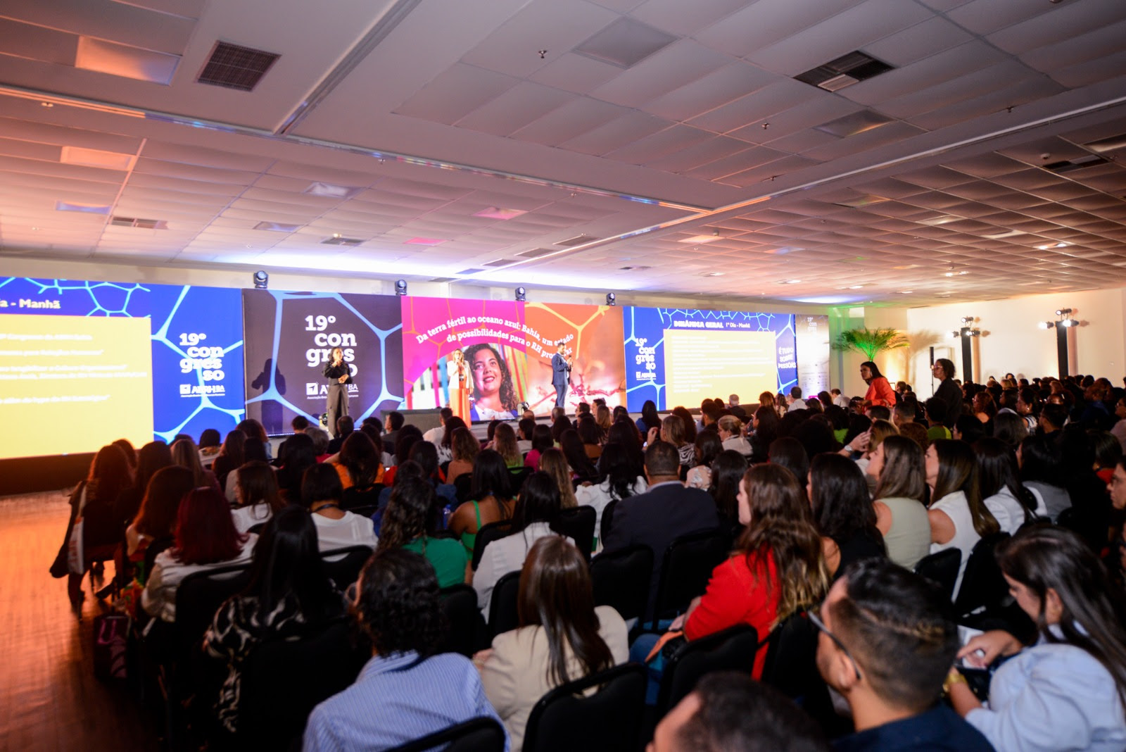 Saúde mental, IA e diversidade estão no centro dos debates do BahiaRH 2025