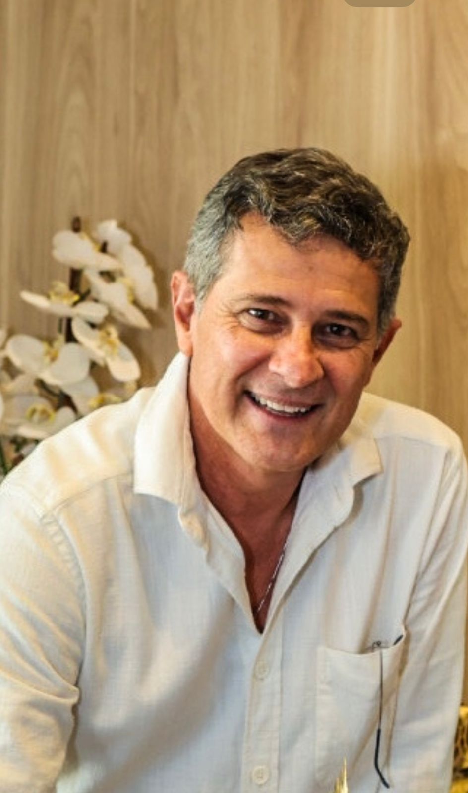 Artista plástico André Moreno celebra 59 anos em Salvador