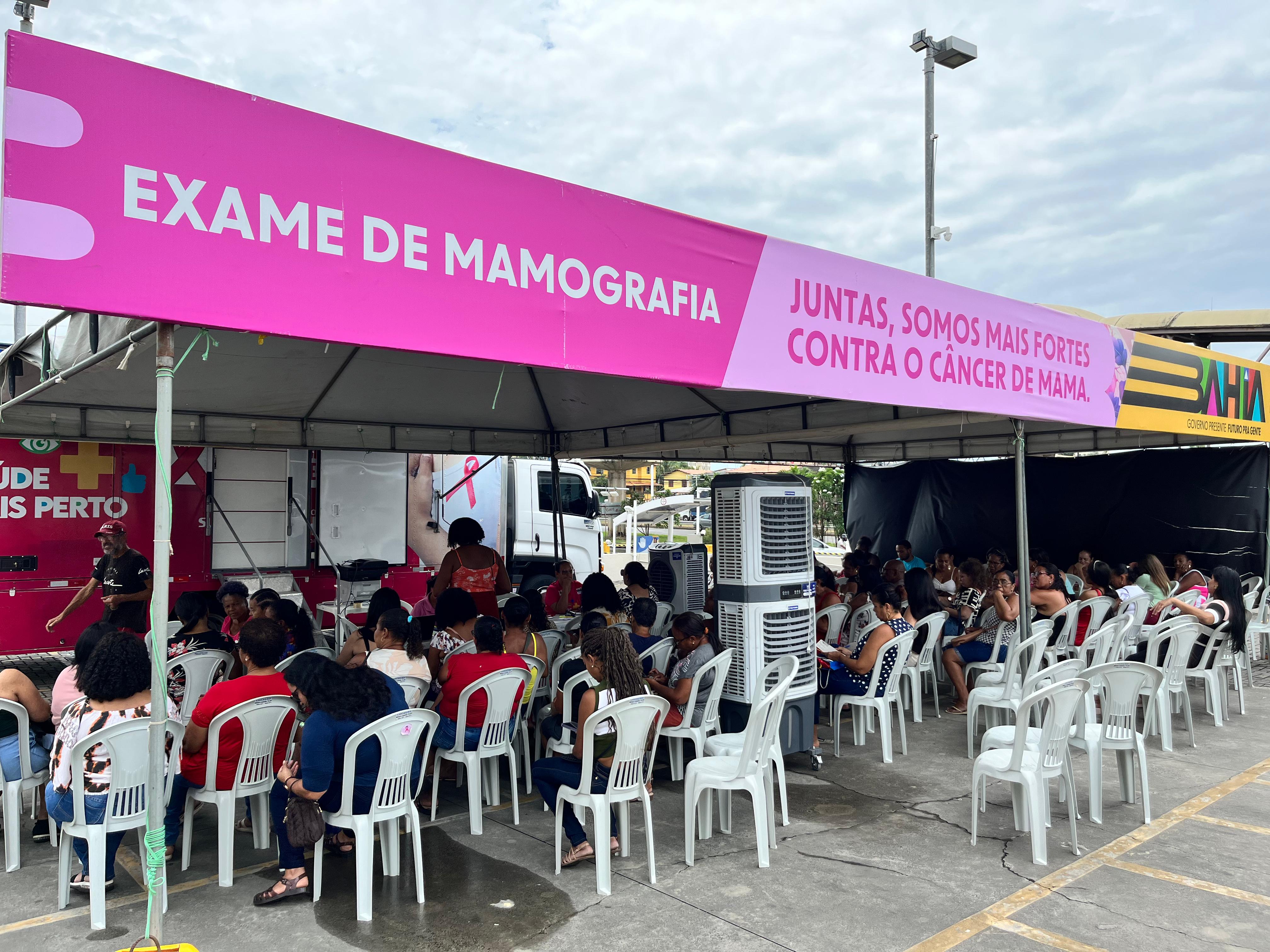 Shopping de Salvador recebe Caminhão da Mamografia em ação do Outubro Rosa