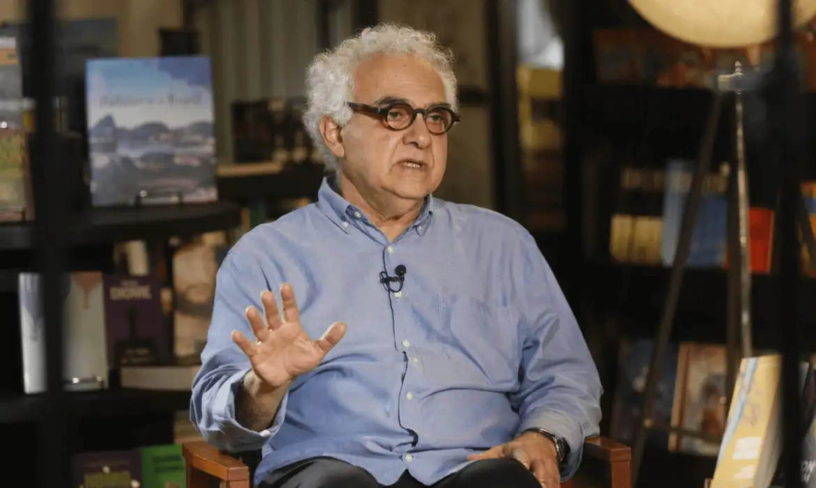 Brasileiro é cotado para Nobel de Literatura; conheça os favoritos da edição 2025 do prêmio