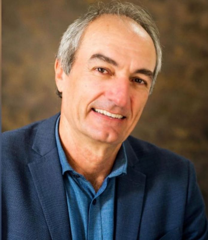 Paulo Cavalcanti lança em Salvador o livro “Inteligência Cidadã – O que nos falta para transformar”