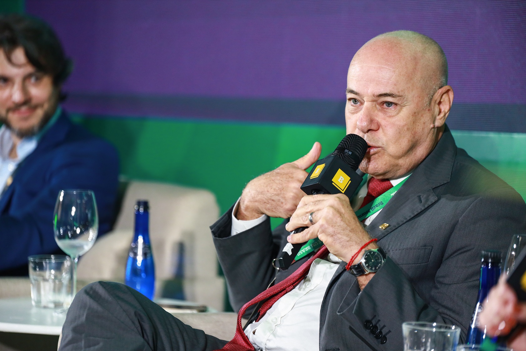 Banco do Nordeste destina R$ 360 milhões para reforçar transmissão e distribuição de energia renovável