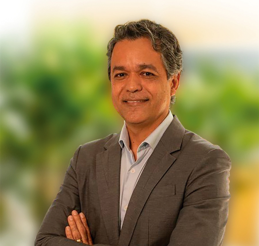 Na edição 69 da revista Let’s Go Bahia, Dr. Leonardo Salgado reflete sobre a ética médica e sua evolução ao longo dos séculos