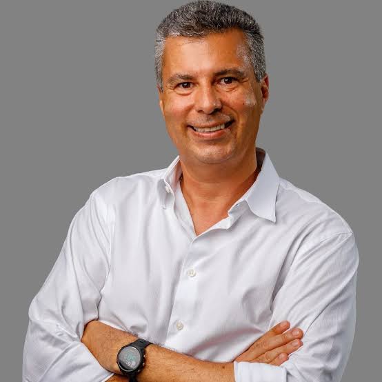 Na edição 69 da revista Let’s Go Bahia, André Mascarenhas reforça a importância da ética como pilar da propaganda moderna