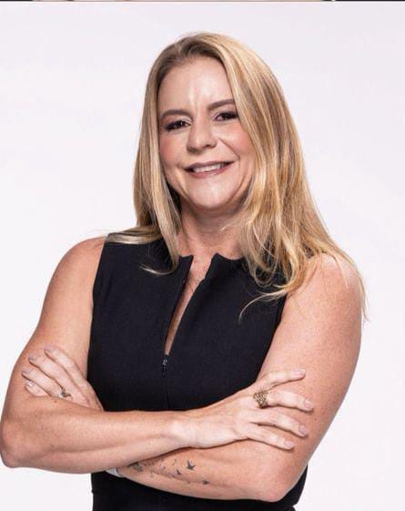 Na edição 69 da revista Let’s Go Bahia, Laura Passos destaca o protagonismo e os desafios do mercado publicitário baiano Na edição 69 da revista Let’s Go Bahia, Laura Passos destaca o protagonismo e os desafios do mercado publicitário baiano