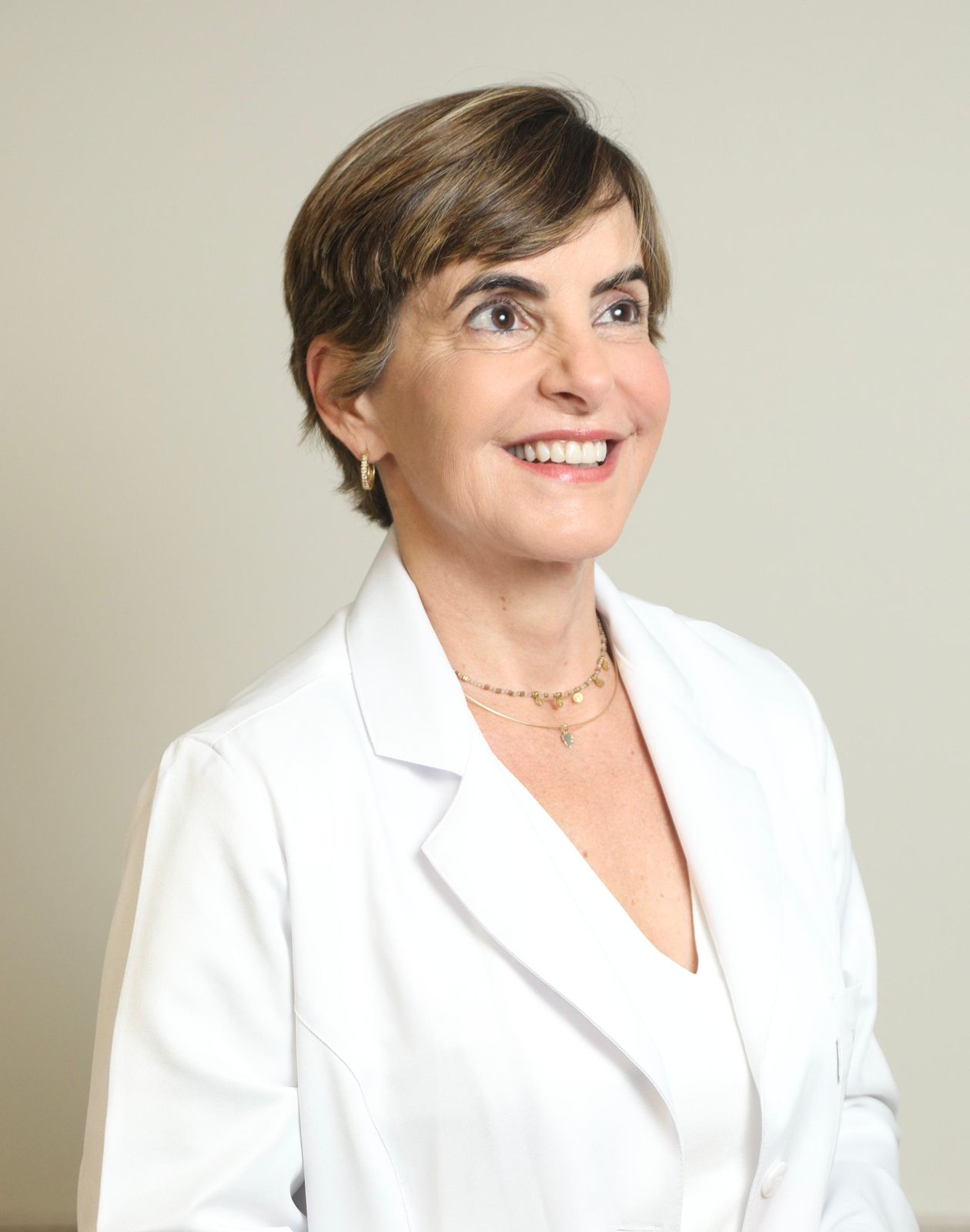 Médica baiana é vencedora do Prêmio SBOC de Protagonismo Feminino na Oncologia Médica baiana é vencedora do Prêmio SBOC de Protagonismo Feminino na Oncologia