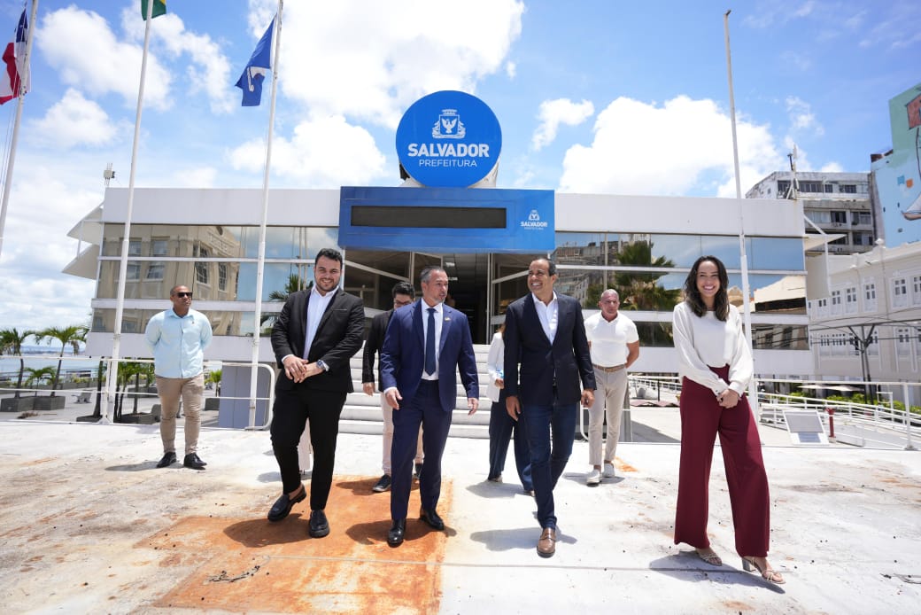 Prefeito Bruno Reis e embaixador dos Emirados Árabes discutem investimentos para Salvador