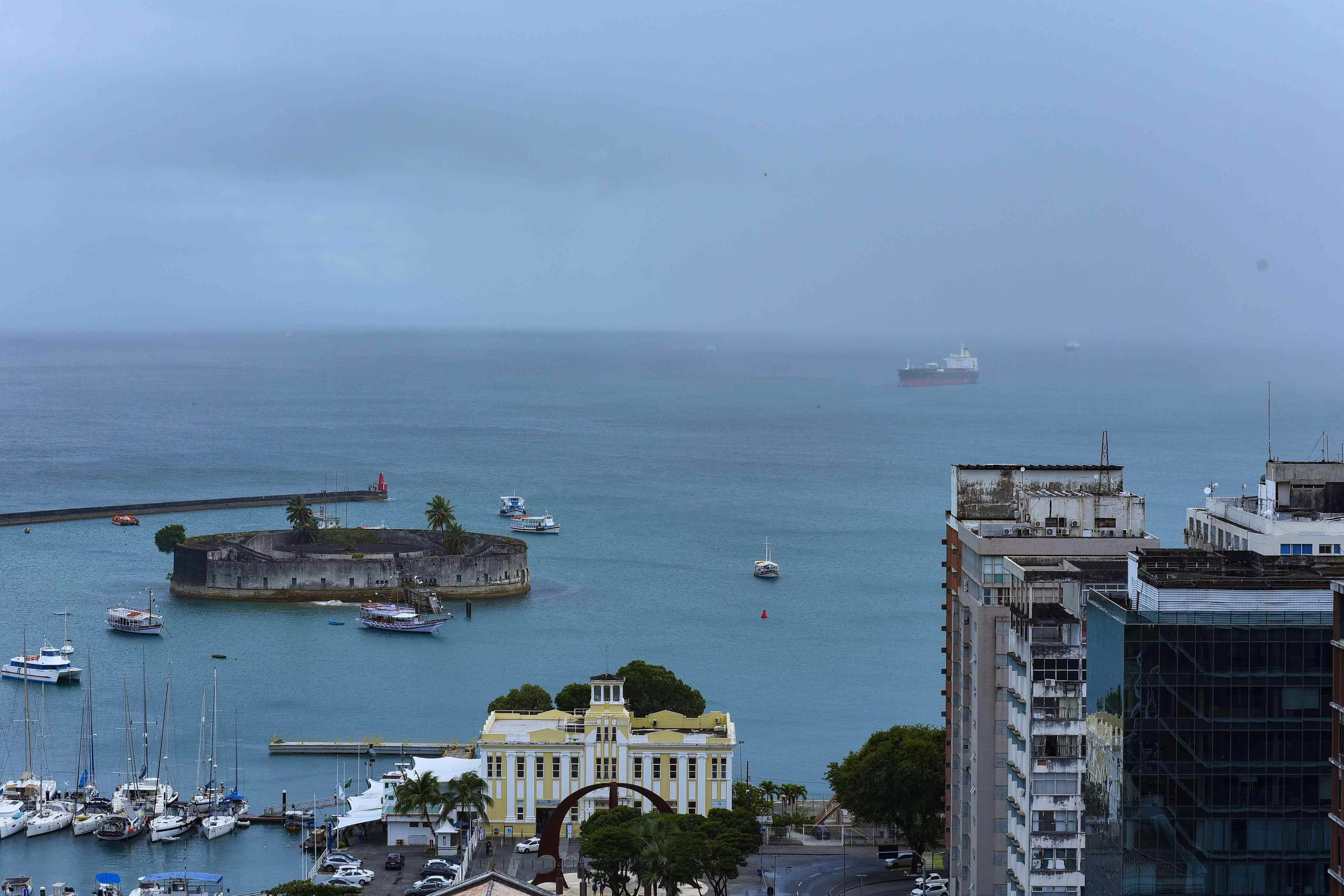 Choveu em outubro três vezes o esperado para o mês em Salvador, informa Codesal