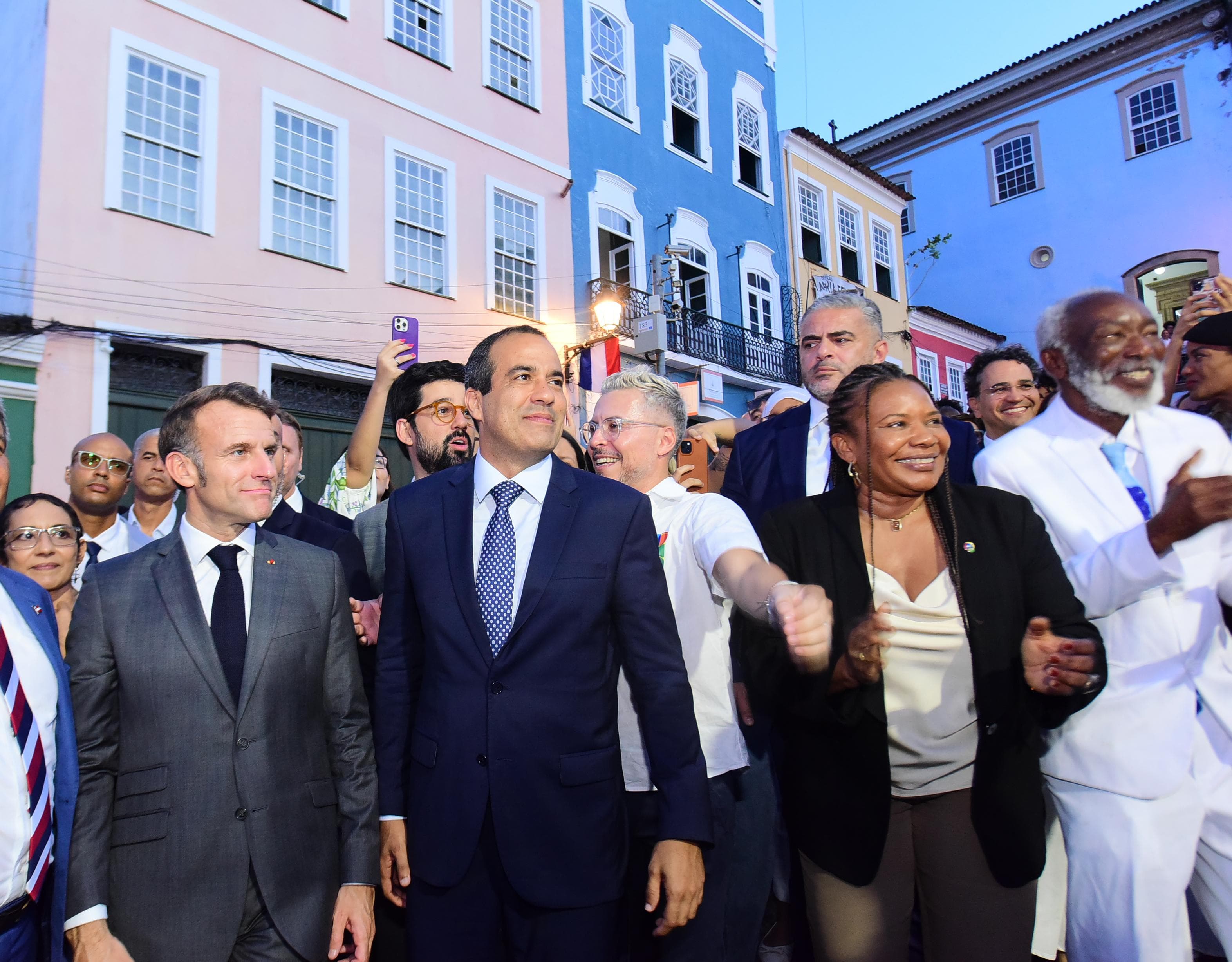 Bruno Reis recepciona Emmanuel Macron e participa da abertura do Festival Nosso Futuro França-Brasil, em Salvador
