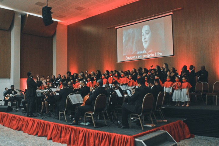 Maestro Neemias Couto prepara concerto especial de Natal com grande união de vozes e músicos em Salvador