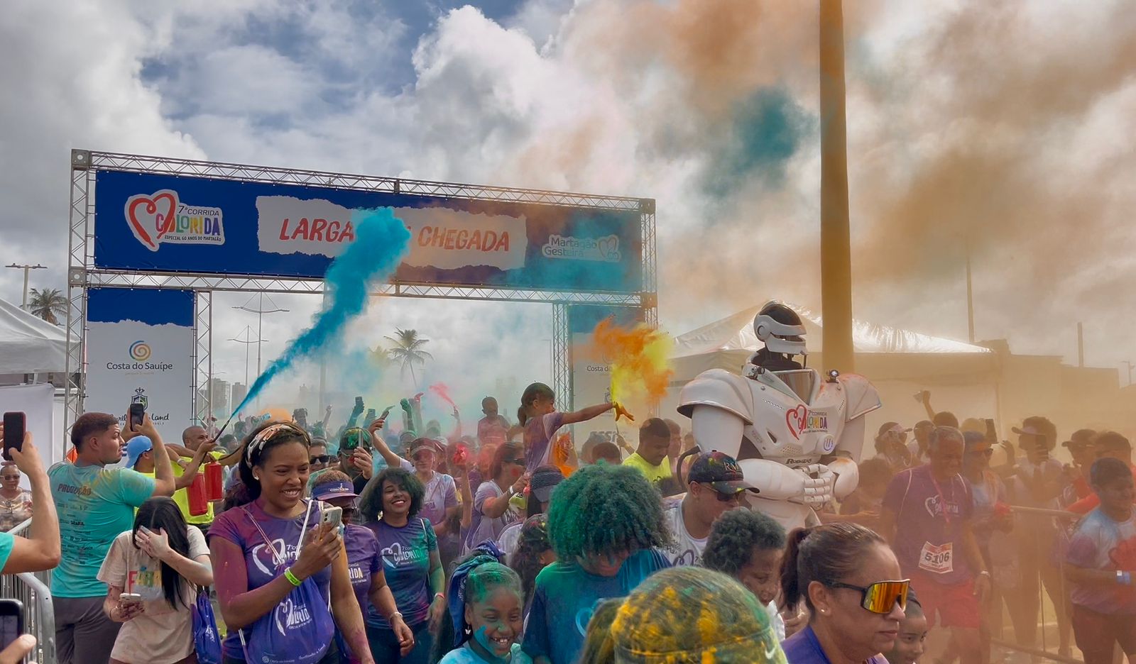 Com inscrições esgotadas, Corrida Colorida do Martagão teve mais de 4,7 mil participantes