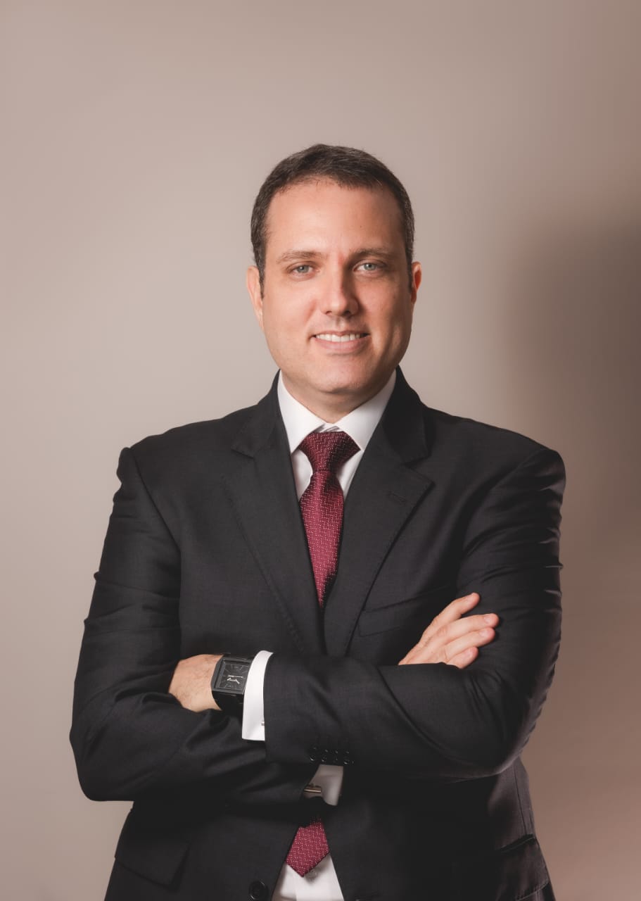 Vagas temporárias movimentam o fim do ano no Brasil e reacendem debate sobre direitos trabalhistas