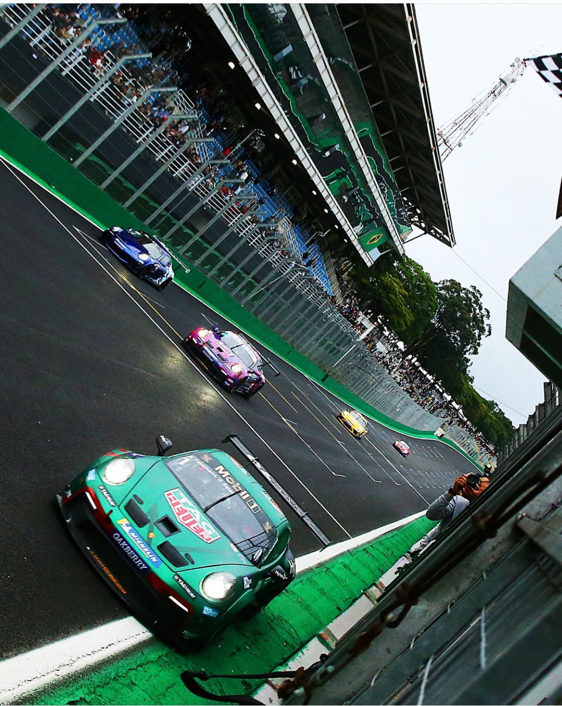 Nova Bahia Materiais Elétricos marcará presença na Porsche Cup Brasil a convite da Induscabos