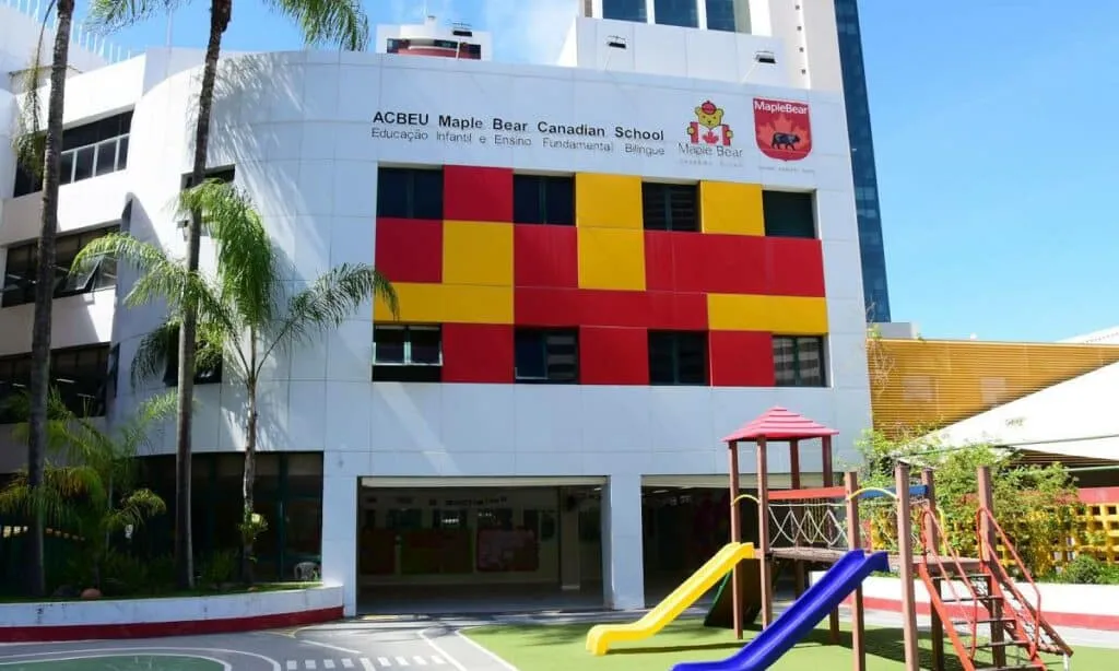 Maple Bear Pituba recebe credenciamento oficial para ofertar currículo canadense no High School