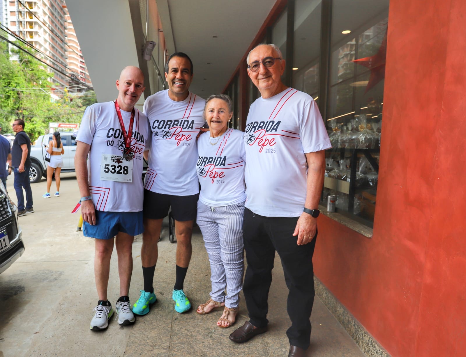 Corrida do Pepe reúne mais de 1,5 mil pessoas no Horto com participação de Bruno Reis