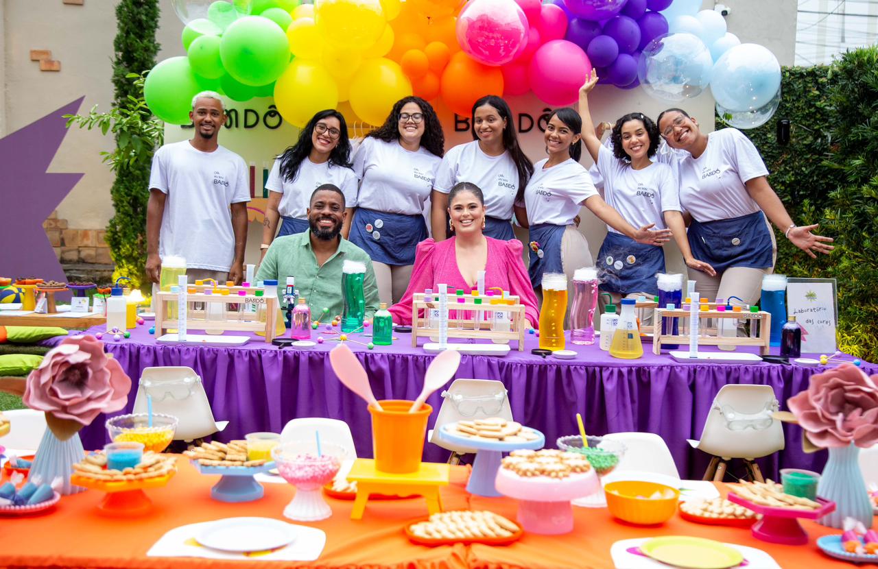 Bandô Celebra 2025 destaca parceiros e clientes em “A Festa das Cores”