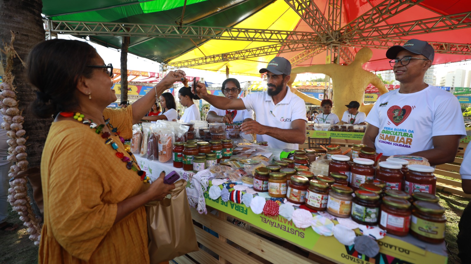 16ª Feira da Agricultura Familiar movimenta Parque Costa Azul com produtos, gastronomia e shows