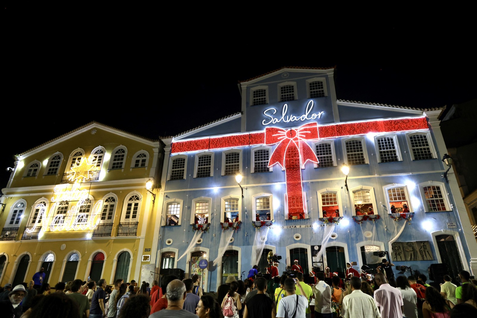 Centro Histórico vira palco do Natal em Salvador com desfiles, corais e sabores especiais