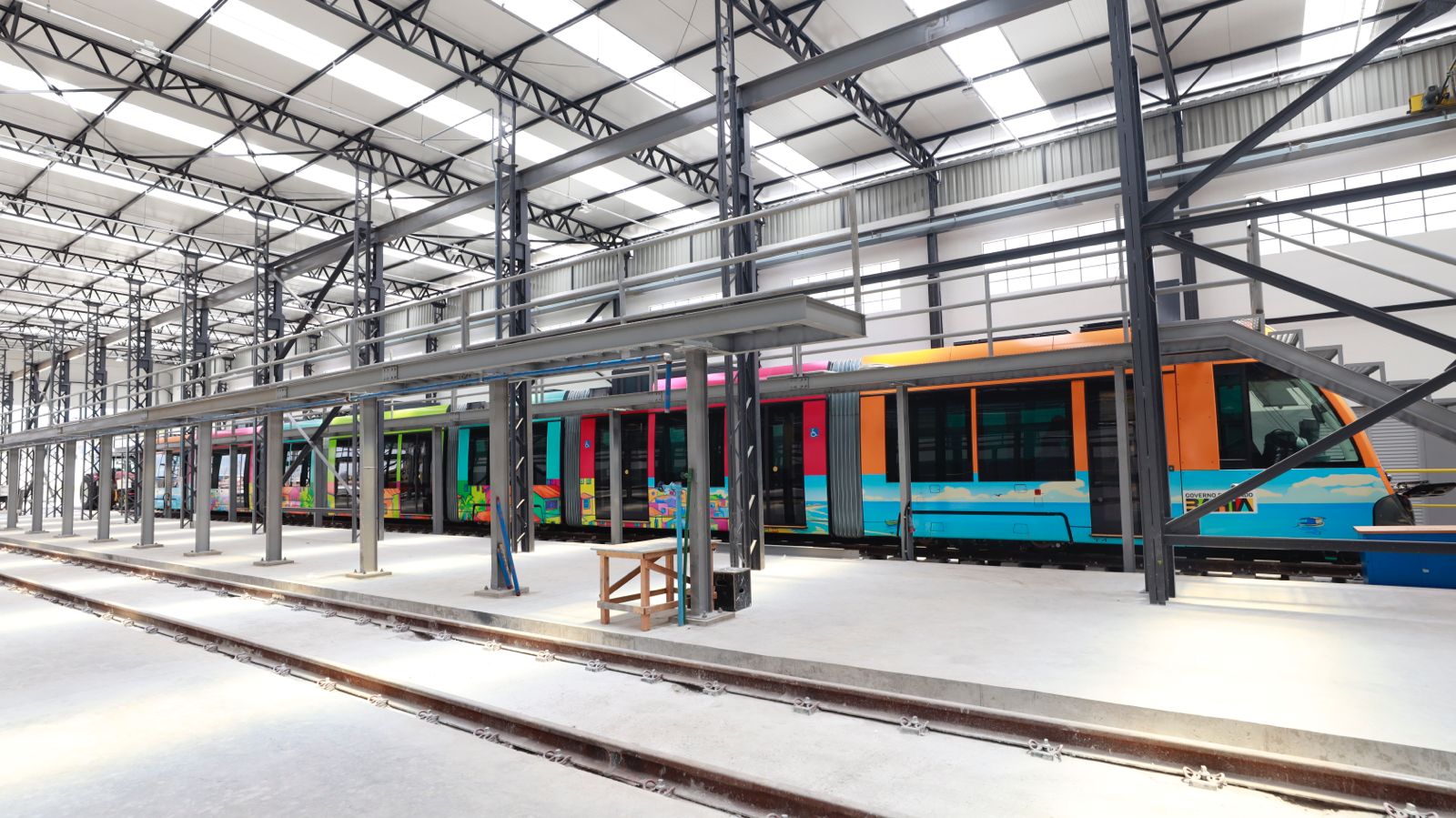 VLT de Salvador avança: Trecho 1 atinge 50% de execução e trens entram em fase de operação assistida